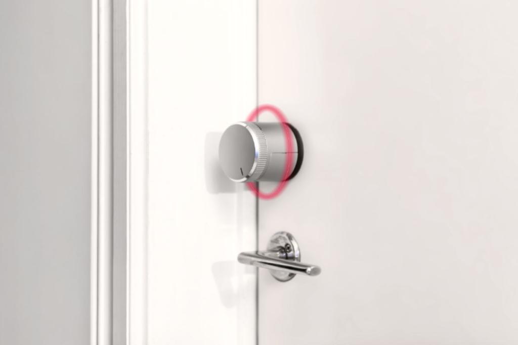 LockGuard – An electronic door lock for front door security