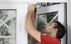 Controleer en vernieuw de deur- en raamvergrendelingen regelmatig