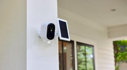 Solarcamera: hoe werkt een camera op zonne-energie? solarcamera